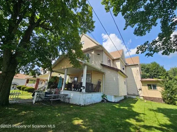 134 S Main St APT D, Archbald, PA 18403