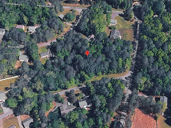 4th image of 300 Union Dr