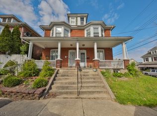 18 Raymond St, Phillipsburg, NJ 08865
