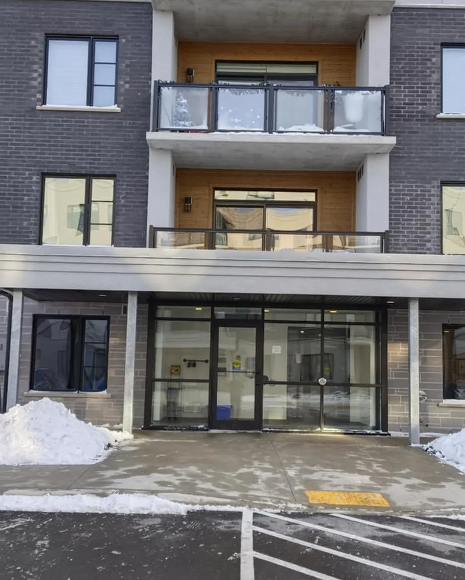 2 bed, $2,600 — Photo 1