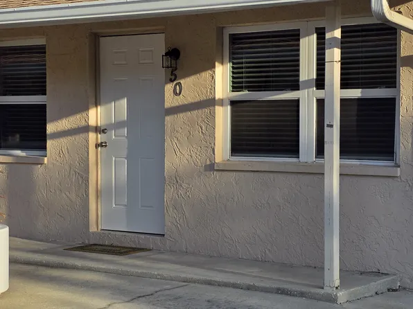 927 Gulf Blvd APT 50, Indian Rocks Beach, FL 33785