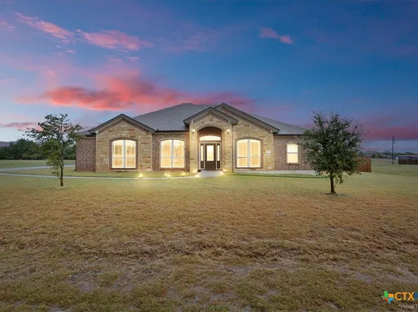 156 Chantry Ln, Gatesville, TX 76528