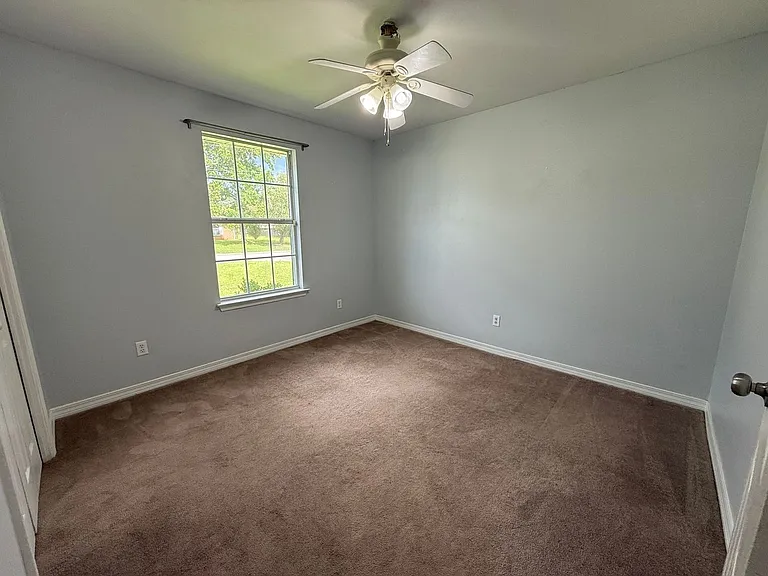 2111 Coral Creek Dr — Photo 16