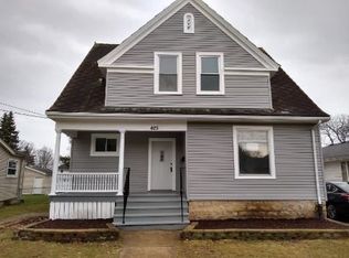 425 Morgan St APT 1, Elgin, IL 60123