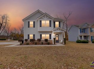 101 Poppy Ln, Byron, GA 31008