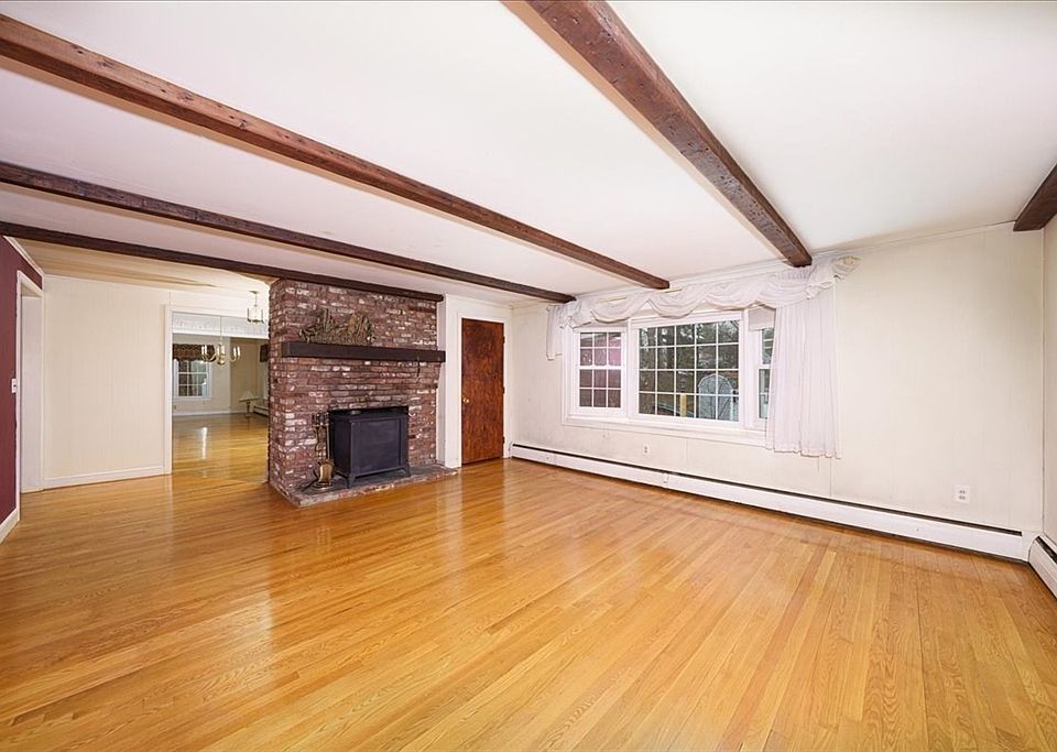 98 High St, Ashland, MA 01721 Zillow