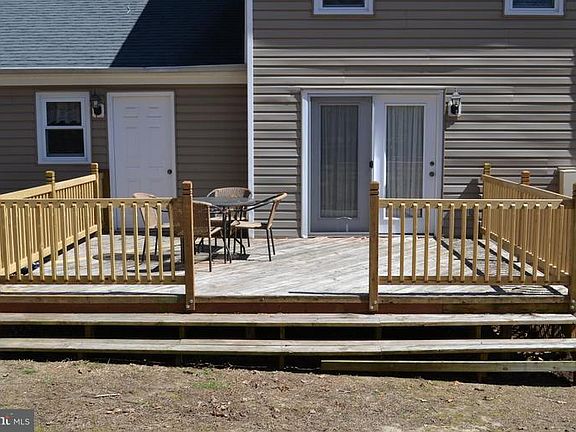 5th image of 514 Winterberry Dr