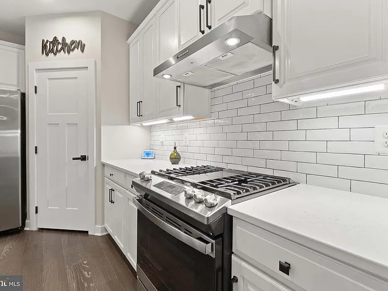8600 Rawlings Ct — Photo 9