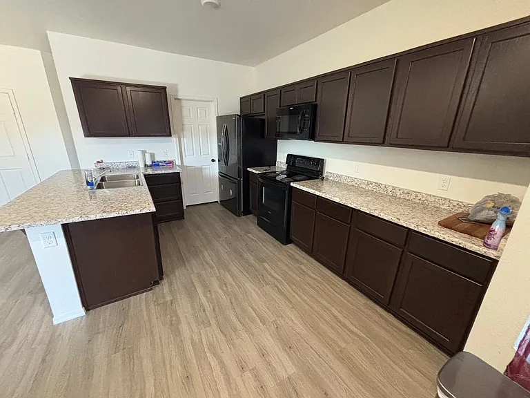 7311 E 44th Pl — Photo 10