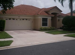 3011 Casa Rio Ct, Riviera Beach, FL 33418