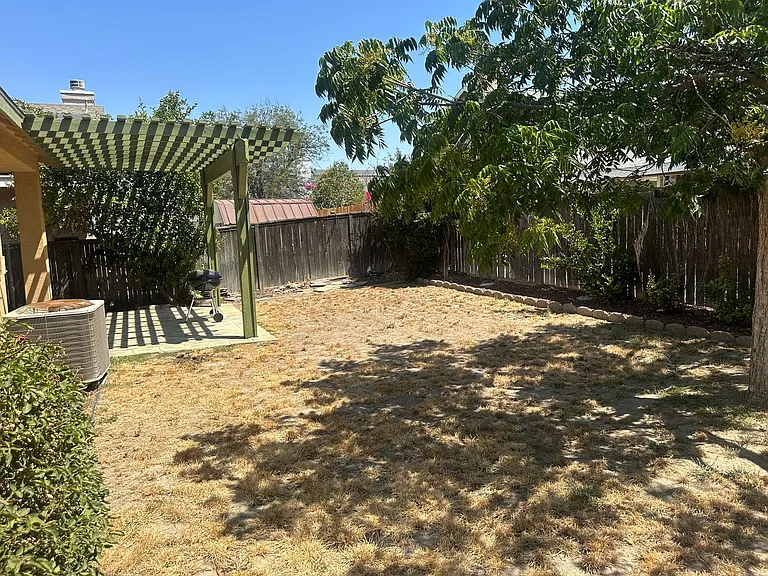 1424 Rabbit Peak Way — Photo 28