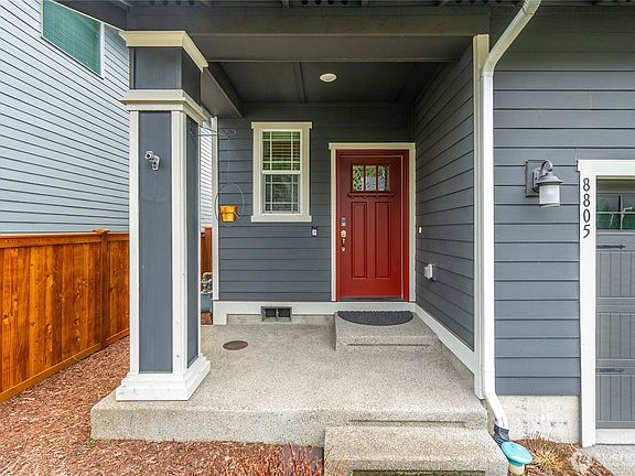 3rd image of 8805 Jayden Street NE