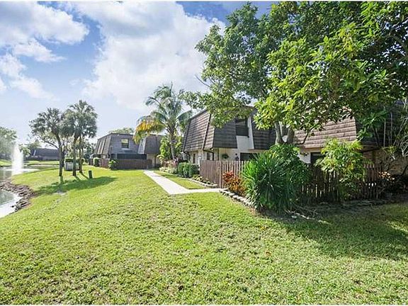 4th image of 2570 NW 99 Avenue #2570