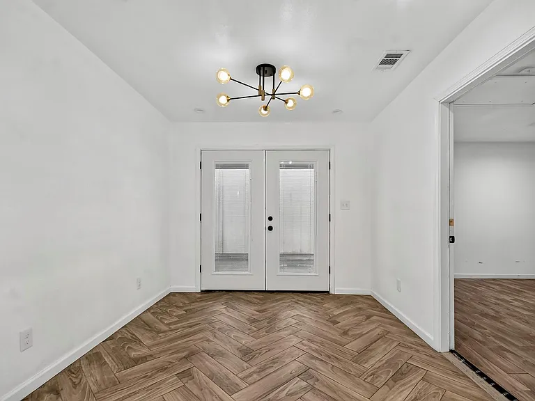 4530 Stanford Ct — Photo 9