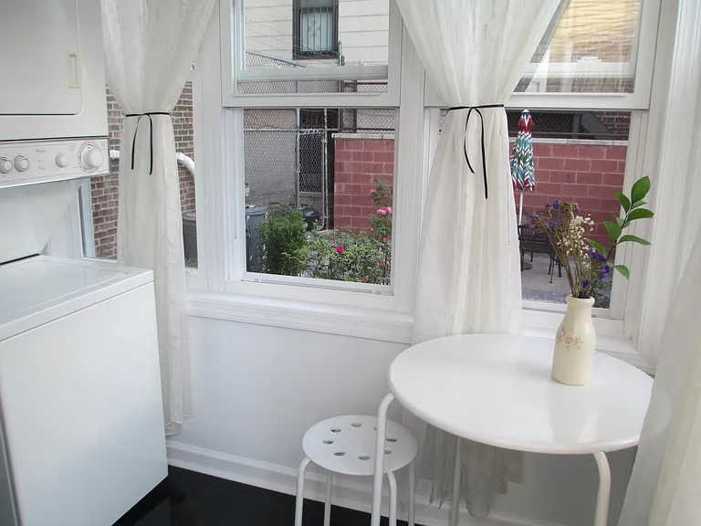 855 Pavonia Ave #1 — Photo 14