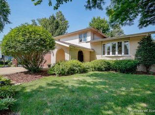 11S542 Book Rd, Naperville, IL 60564