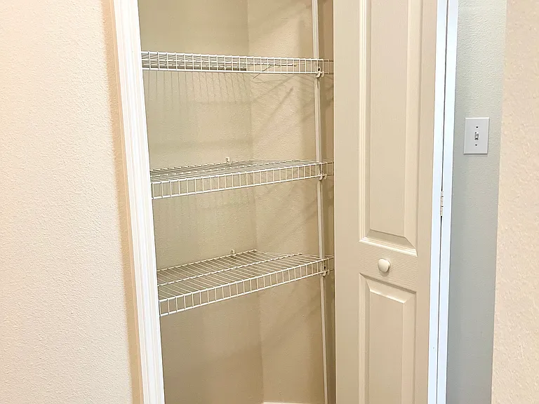 5884 Fishhawk Ridge Dr — Photo 10