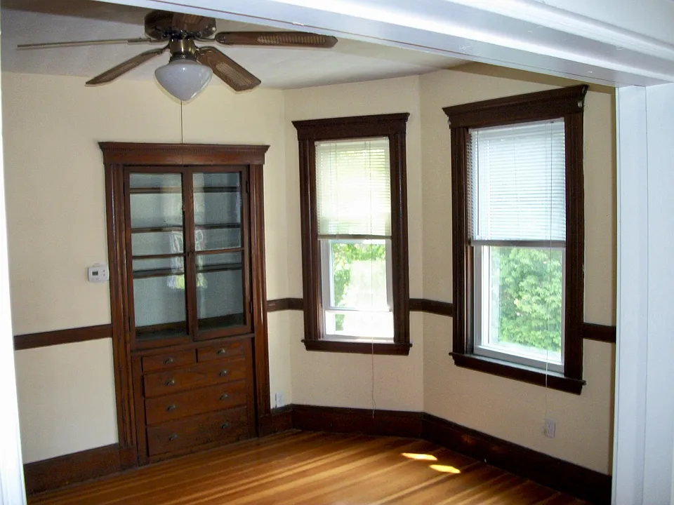 8 Sheffield Rd #2