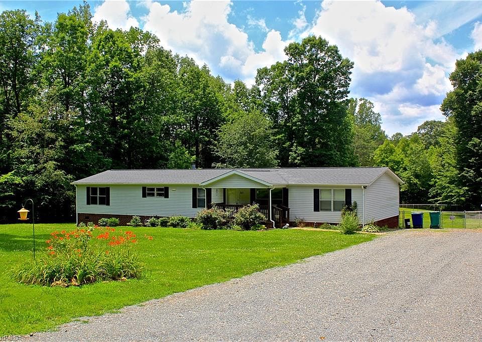 1st image of 241 Belleville Dr