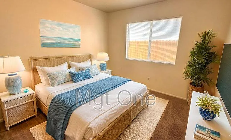12780 Pan Am Blvd — Photo 13