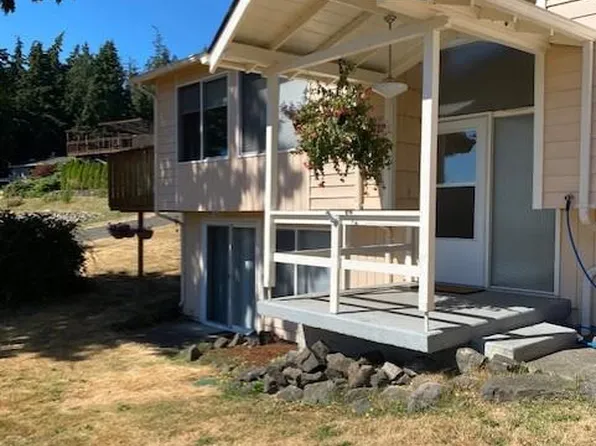 7815 Apache Pl NE, Bremerton, WA 98311