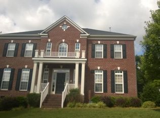 9050 Kensington Forest Dr, Harrisburg, NC 28075