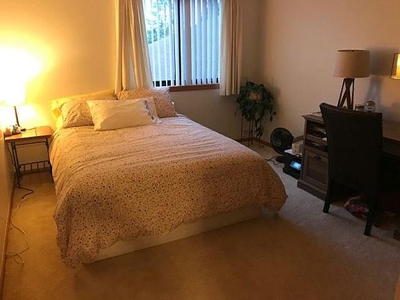 4th image of 9905 54th Pl N APT 6