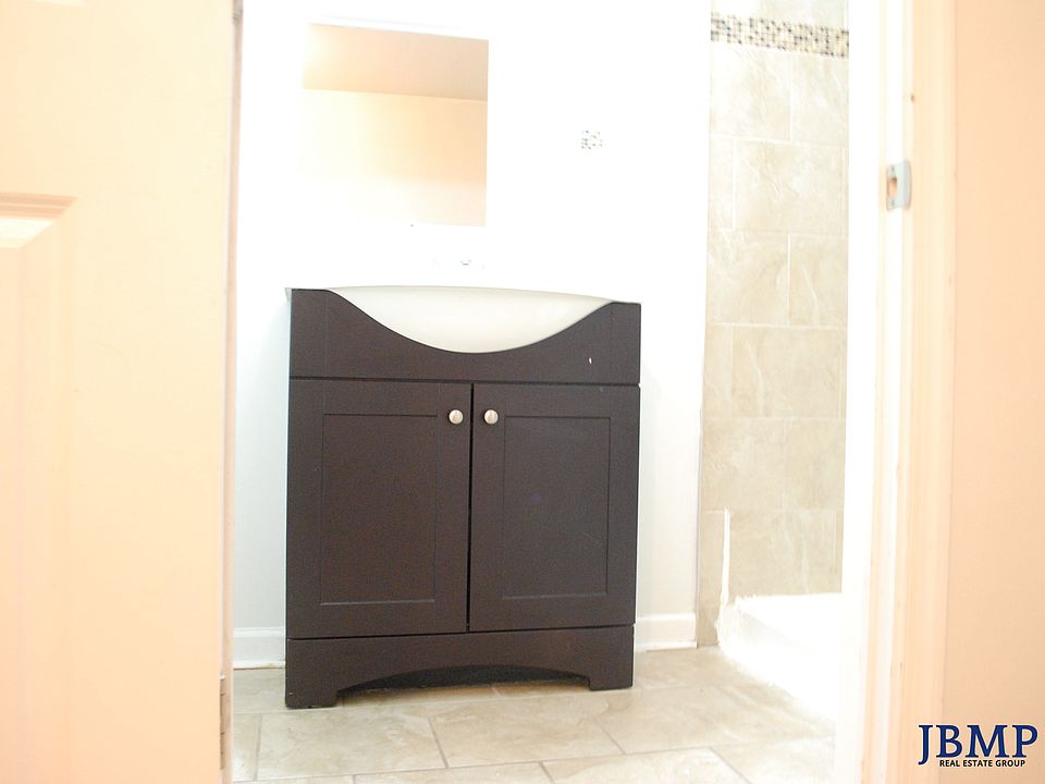 1st image of 1133 W Colona St #1