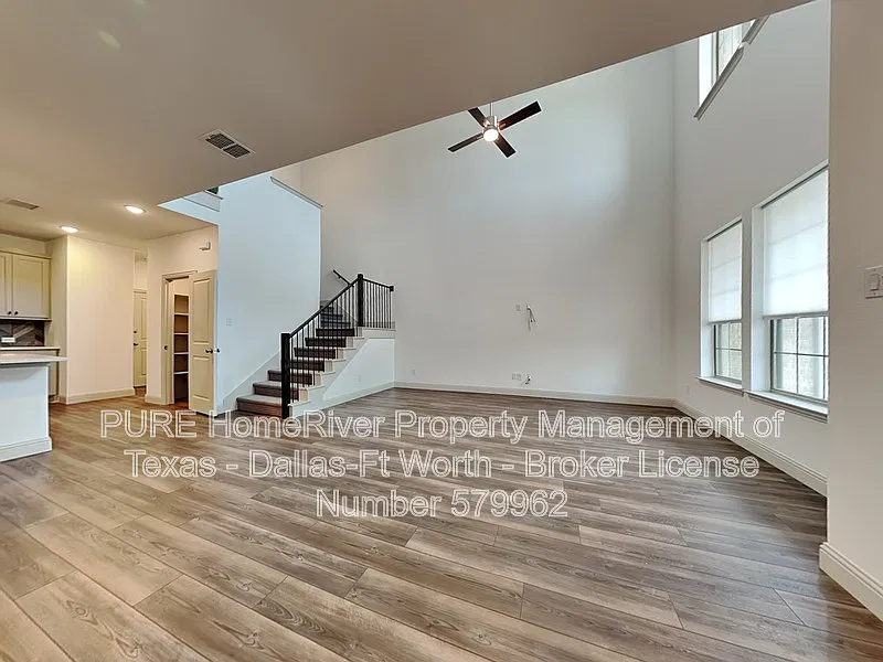 2 bed, 2.5 bath, 1841 sqft, $2,795 — Photo 3