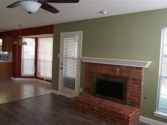 2nd image of 4105 Oxlea Dr