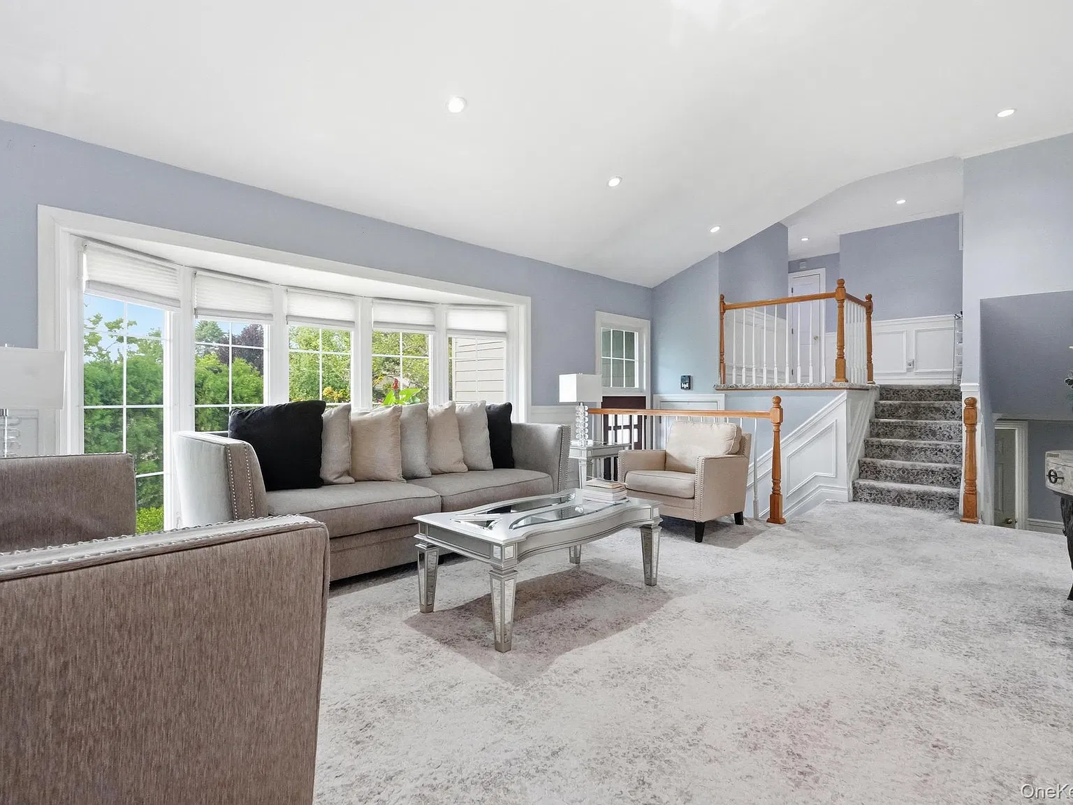 5 bed, 3.0 bath, 3022 sqft, $7,400 — Photo 4