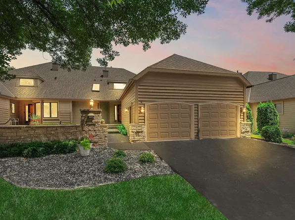 3653 Village Ct, Woodbury, MN 55125