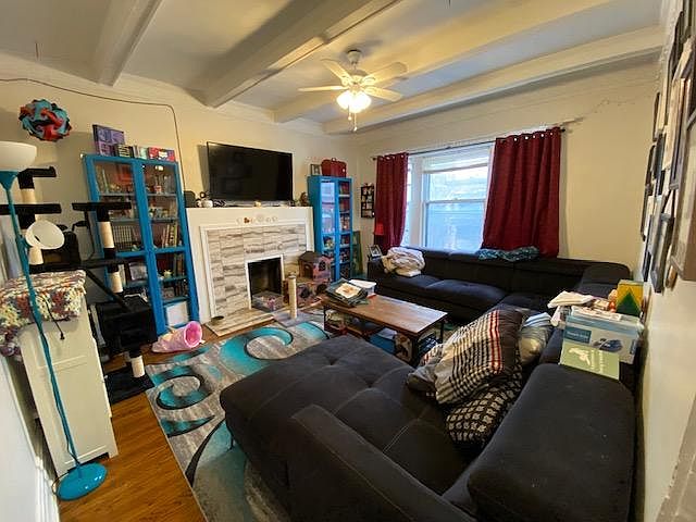 1st image of 845 W Lakeside Ave #3W