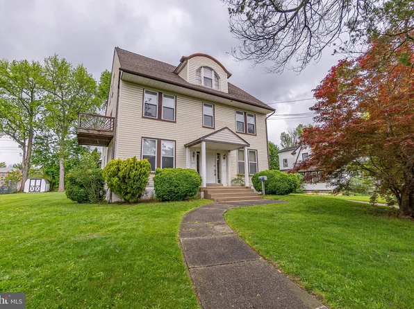 315 E Hinckley Ave, Ridley Park, PA 19078