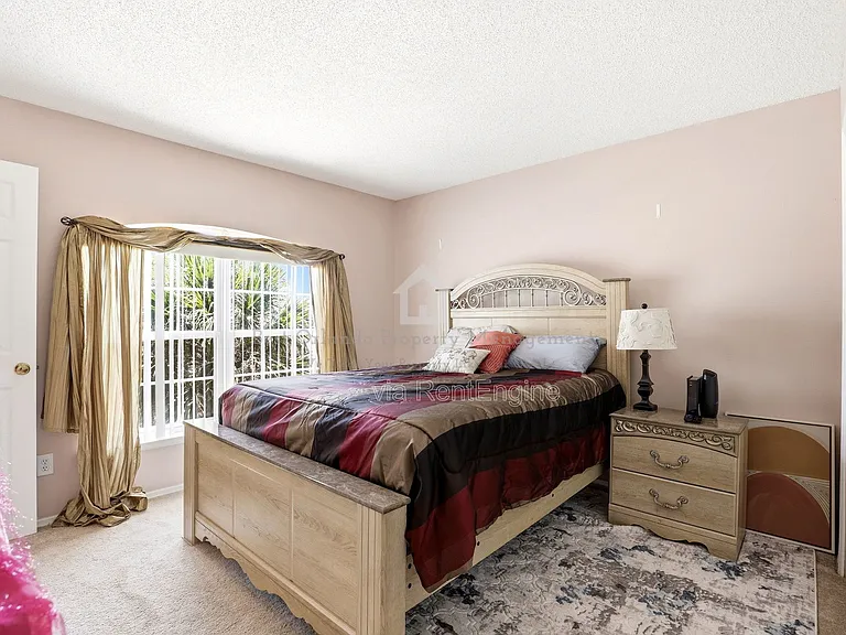 824 Lake Biscayne Way — Photo 35