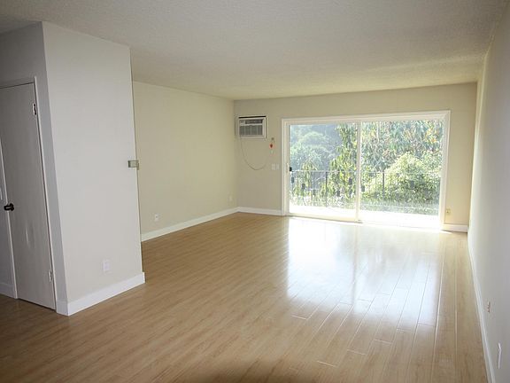 3rd image of 2057 E Chevy Chase Dr #4