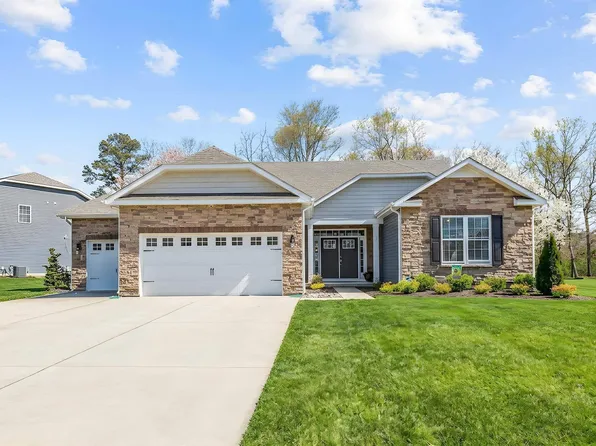 154 Laquinta Dr, Egg Harbor Township, NJ 08234