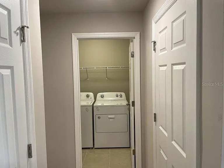 456 Macarthur Dr — Photo 12