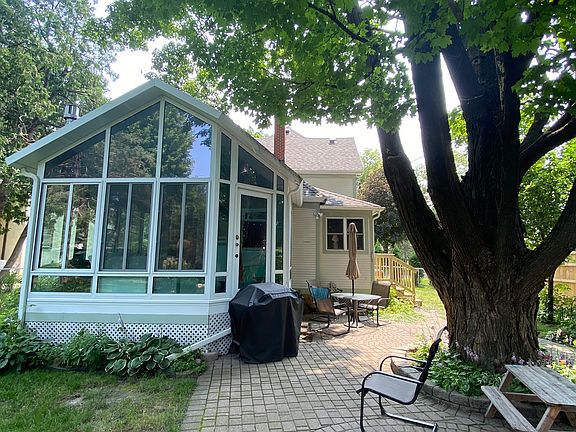 4th image of 1508 N Broad St