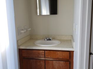 3822 NW Huntsboro St APT 102, Lake City, FL 32055