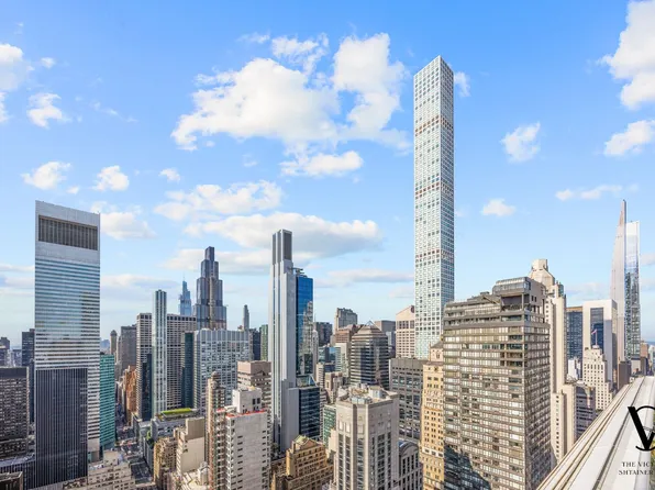 151 East 58th Street image 21 of 22