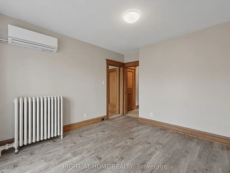 65 Fairholt Rd S #2 — Photo 8
