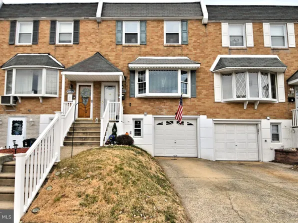 10040 Westbourne Pl, Philadelphia, PA 19114