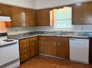 2212 Chanticleer St, Grand Island, NE 68801