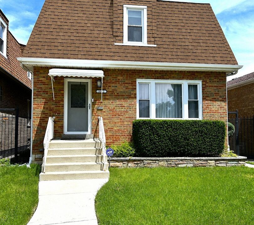 1st image of 3912 W Marquette Rd