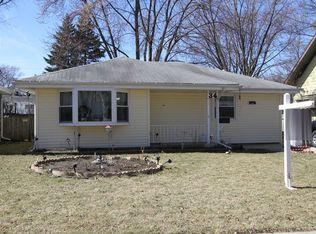 34 S Archer Ave, Mundelein, IL