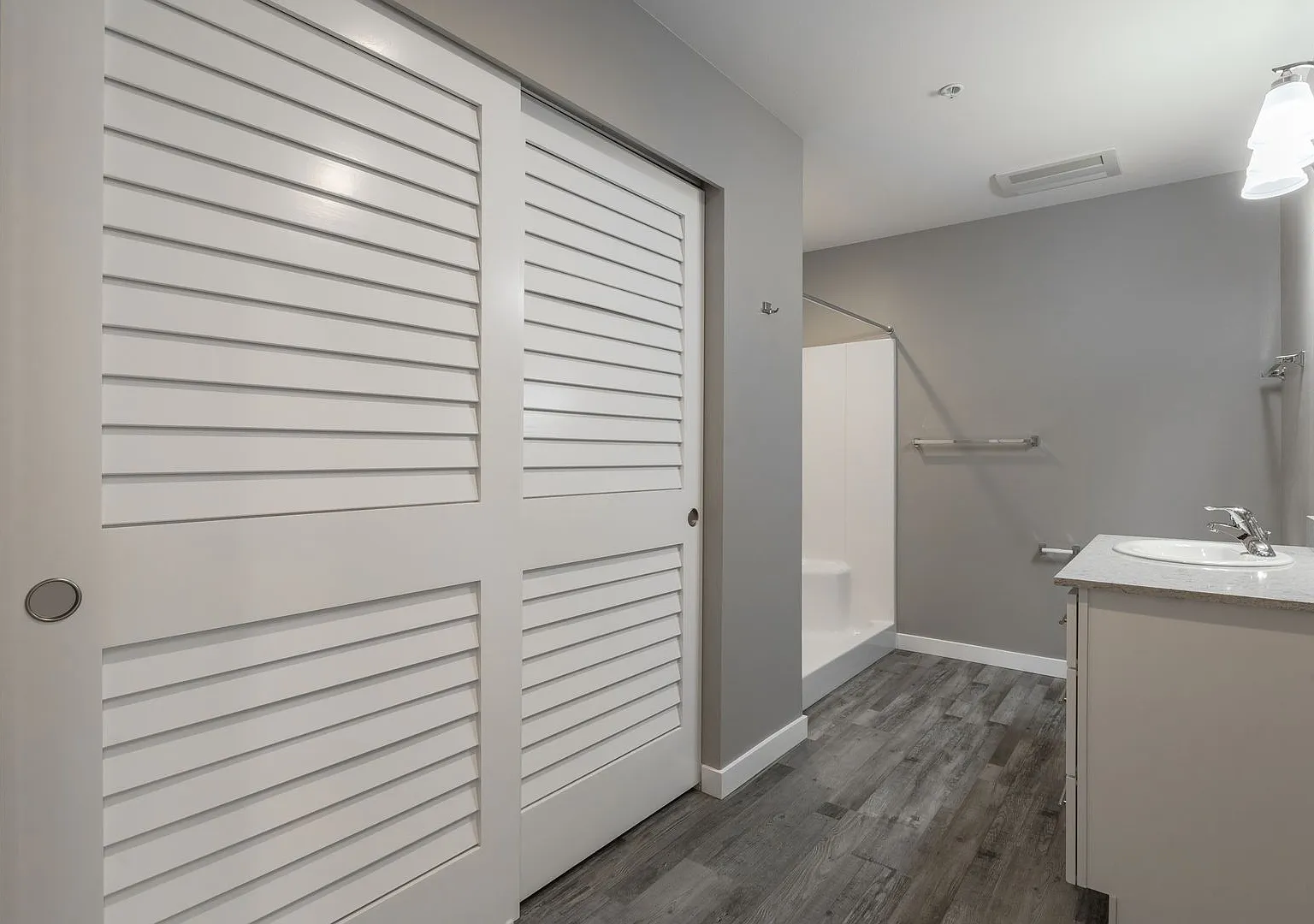Fairhaven Harbor Apartments — Photo 3