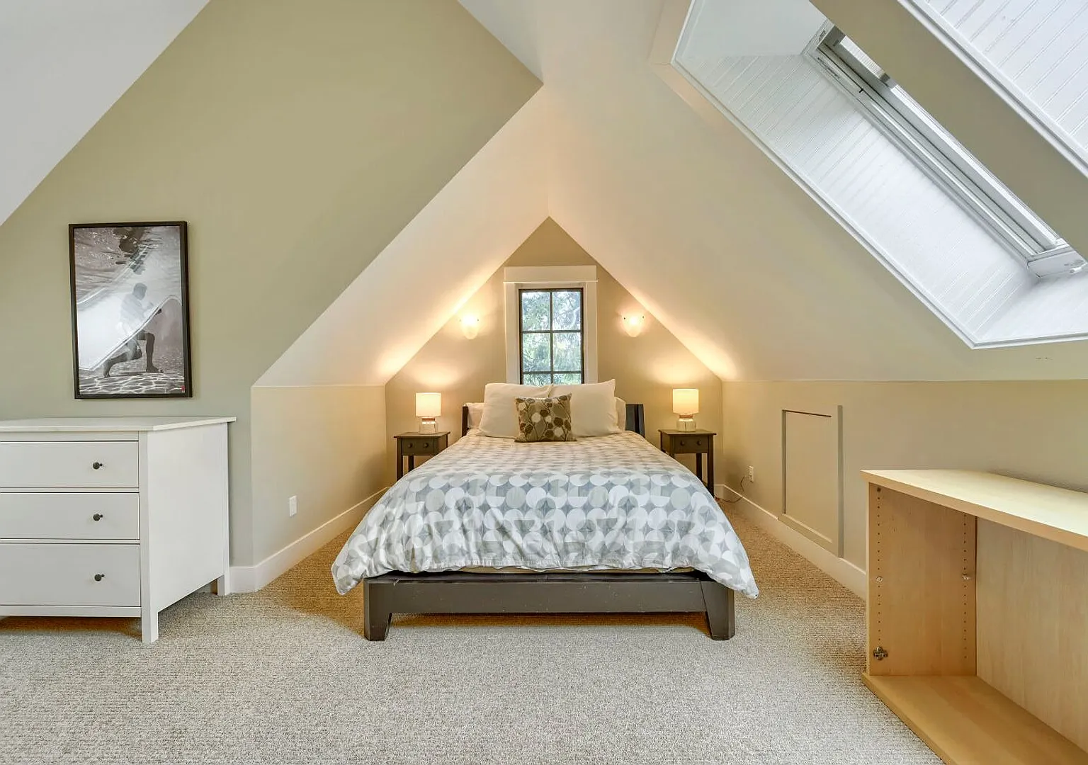 Elegant 4BR Retreat by Chautauqua & CU — Photo 3