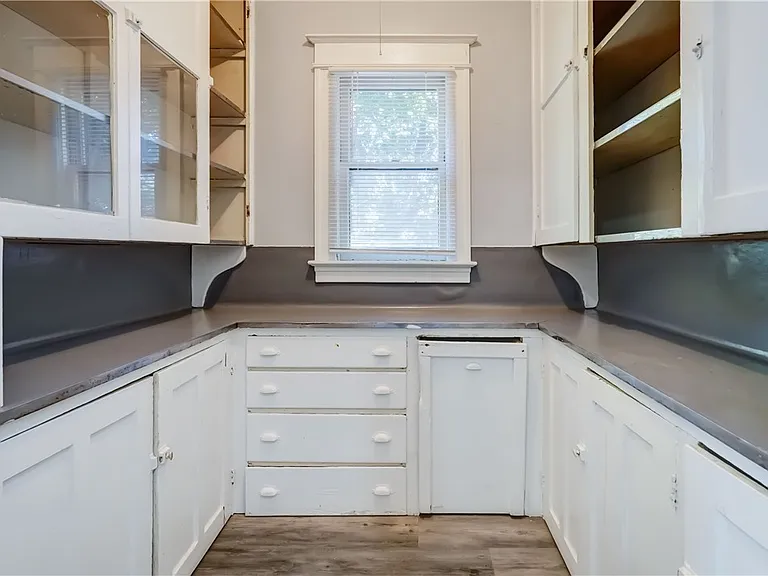 590 Garson Ave — Photo 14