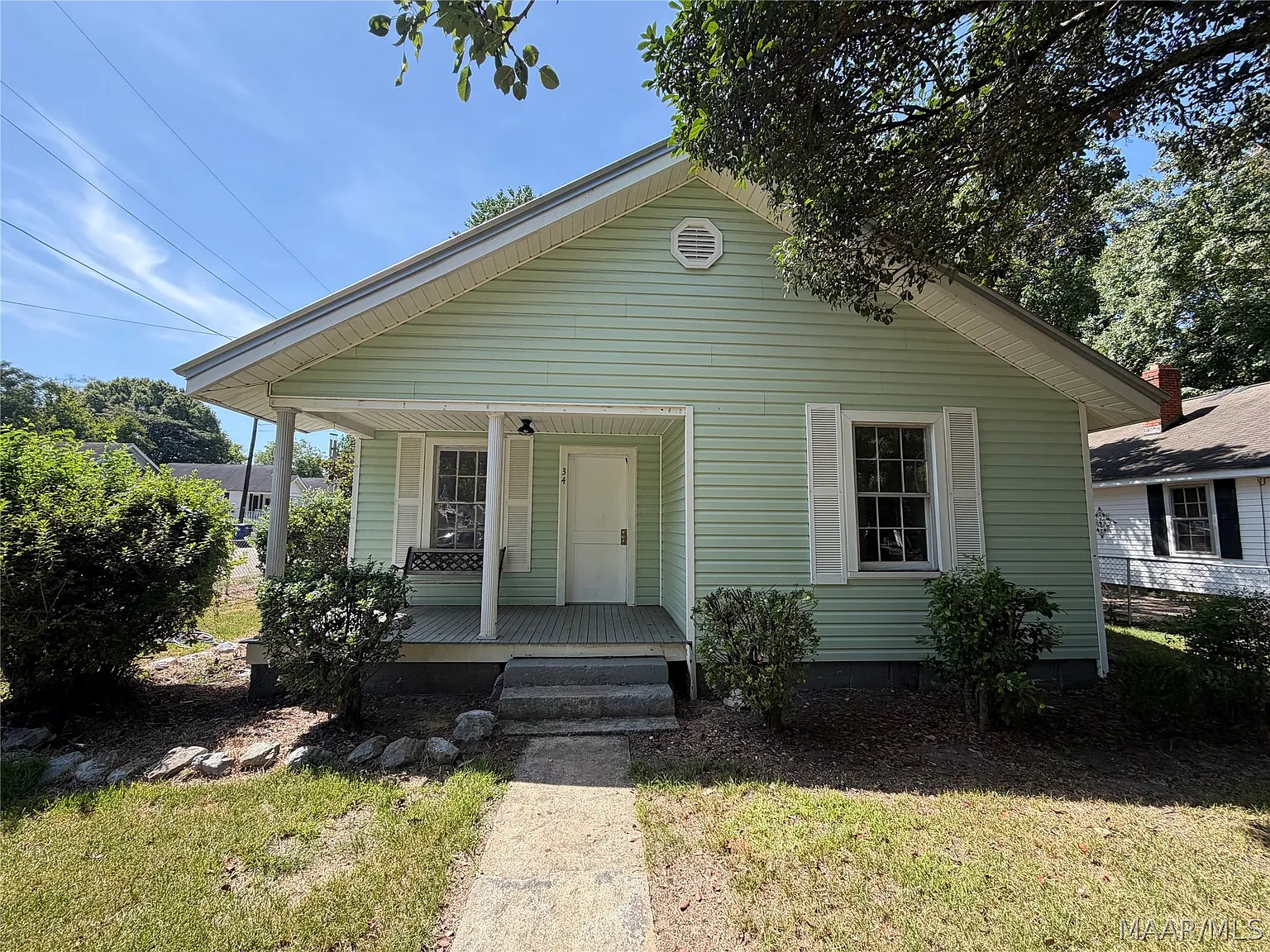 2 bed, 1.0 bath, 882 sqft, $1,100 — Photo 2